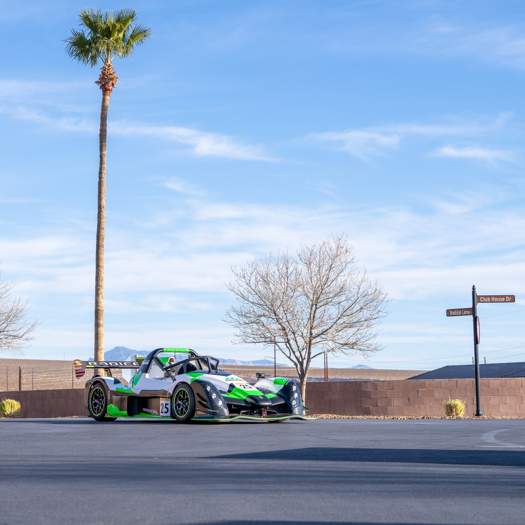 New 2025 Radical SR10XXR – Low Tariff Import,Carbon Spec, Center Seat