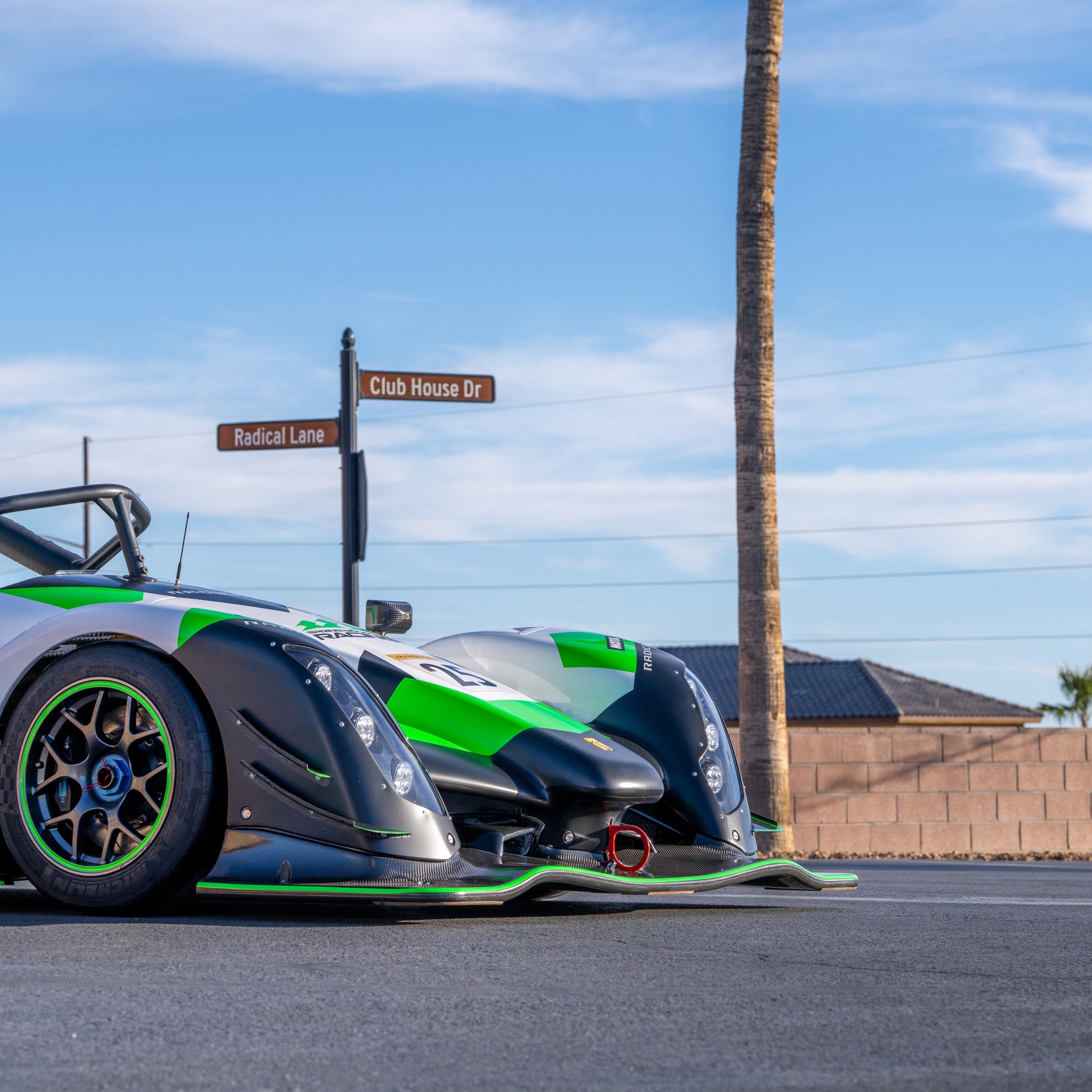 New 2025 Radical SR10XXR – Low Tariff Import,Carbon Spec, Center Seat