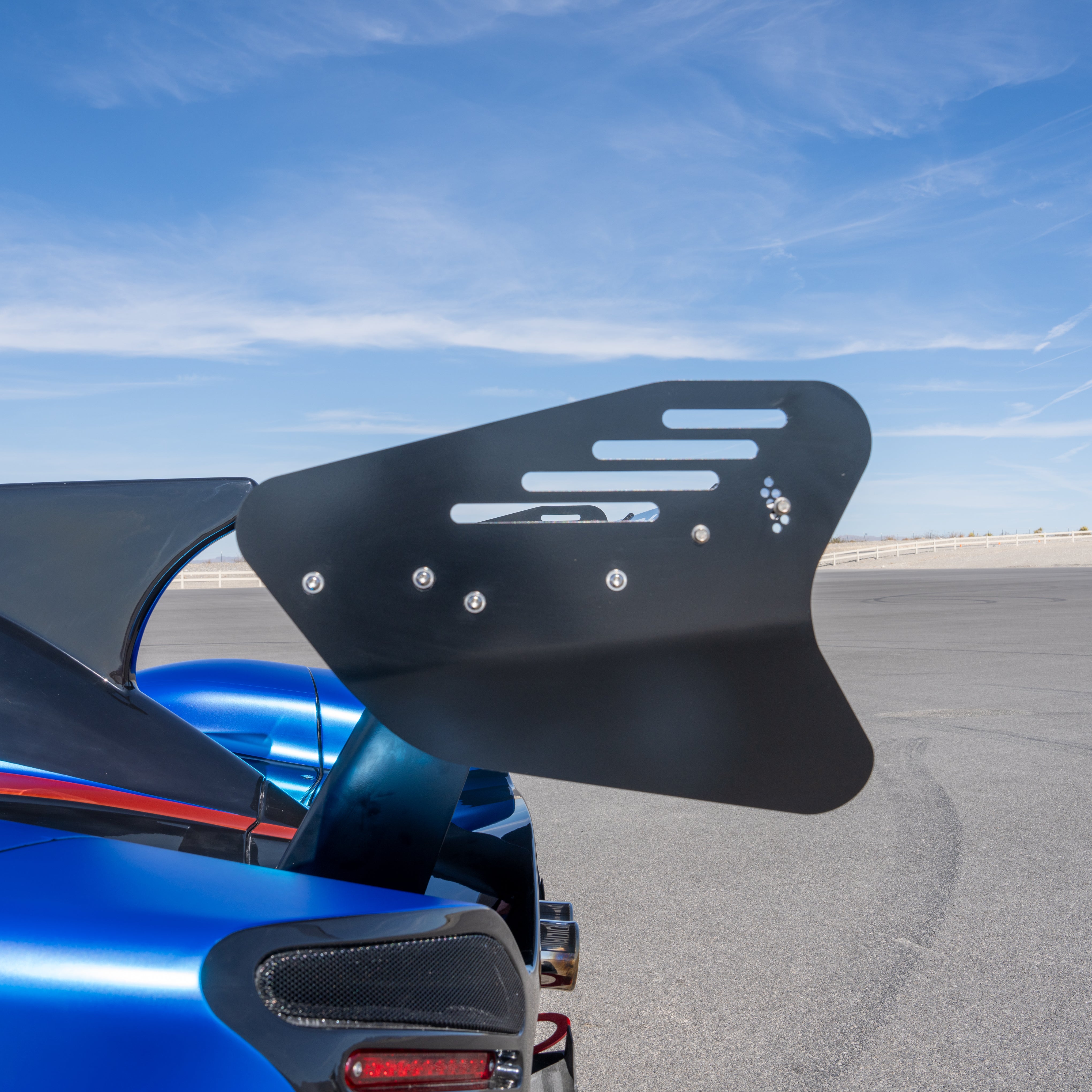 2025 Radical SR3XXR Center Carbon Seat 1500cc Cup Spec - Spring Mountain Livery - In stock and ready for delivery