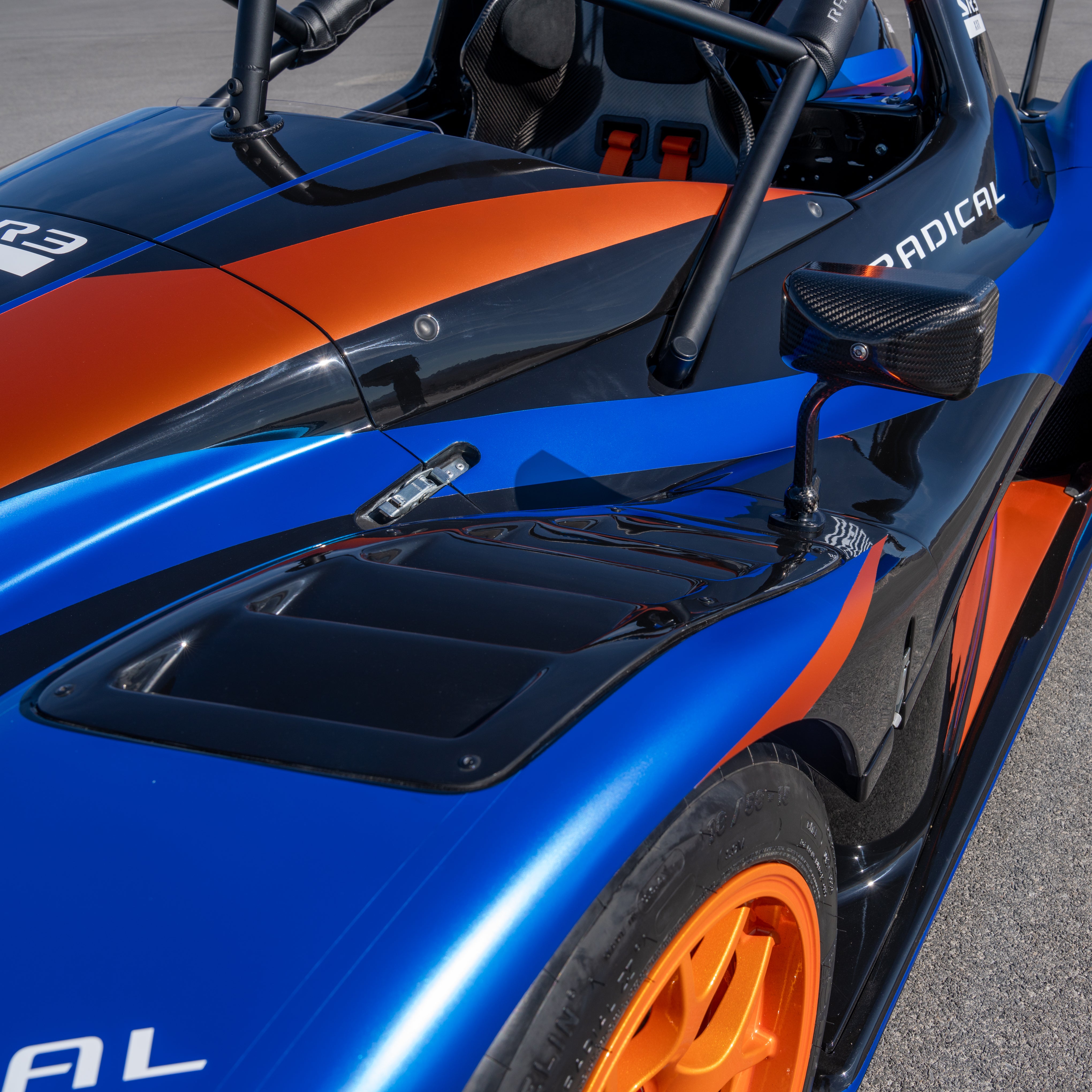2025 Radical SR3XXR Center Carbon Seat 1500cc Cup Spec - Spring Mountain Livery - In stock and ready for delivery