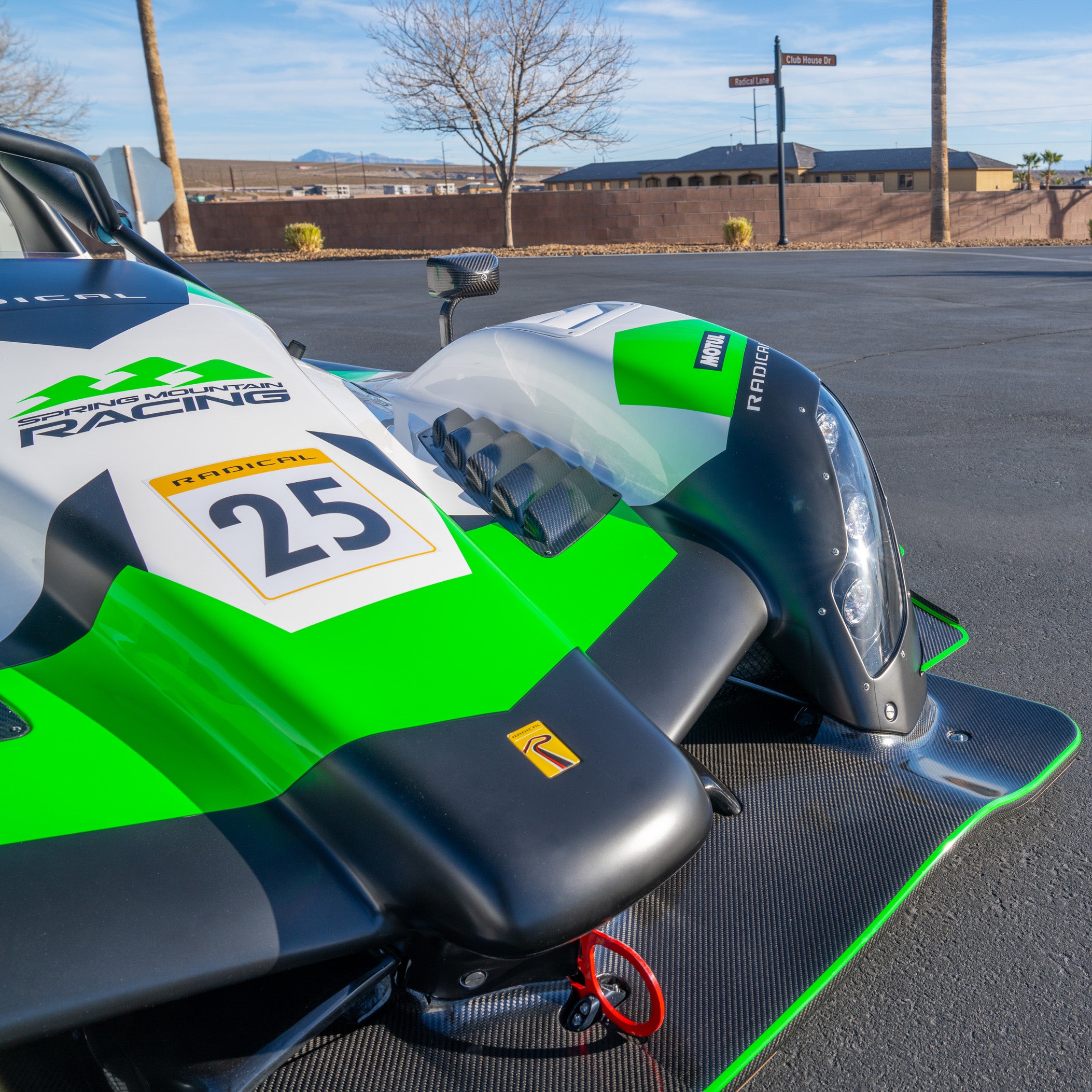 2025 Radical SR10XXR - Center Seat - Carbon Seat