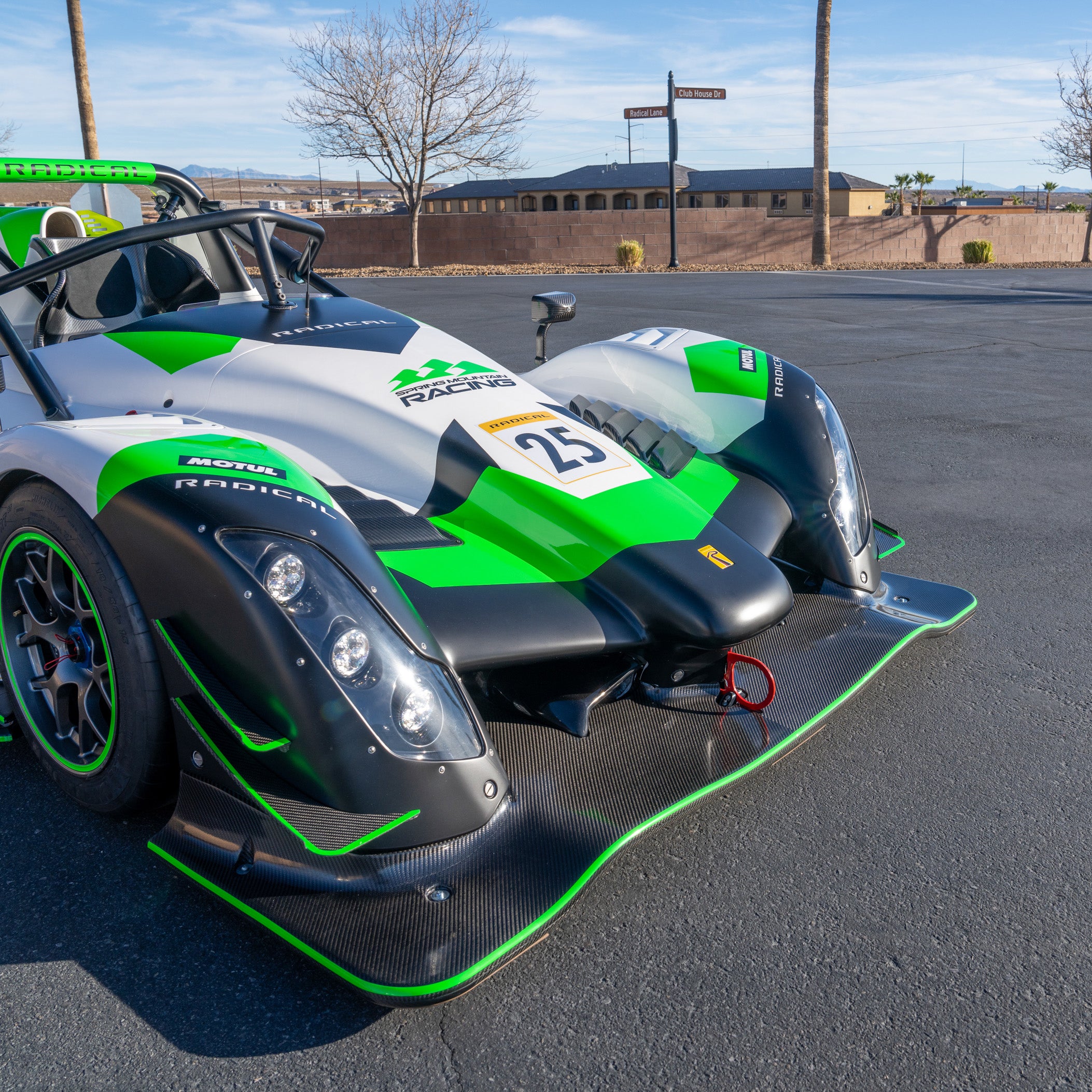 2025 Radical SR10XXR - Center Seat - Carbon Seat