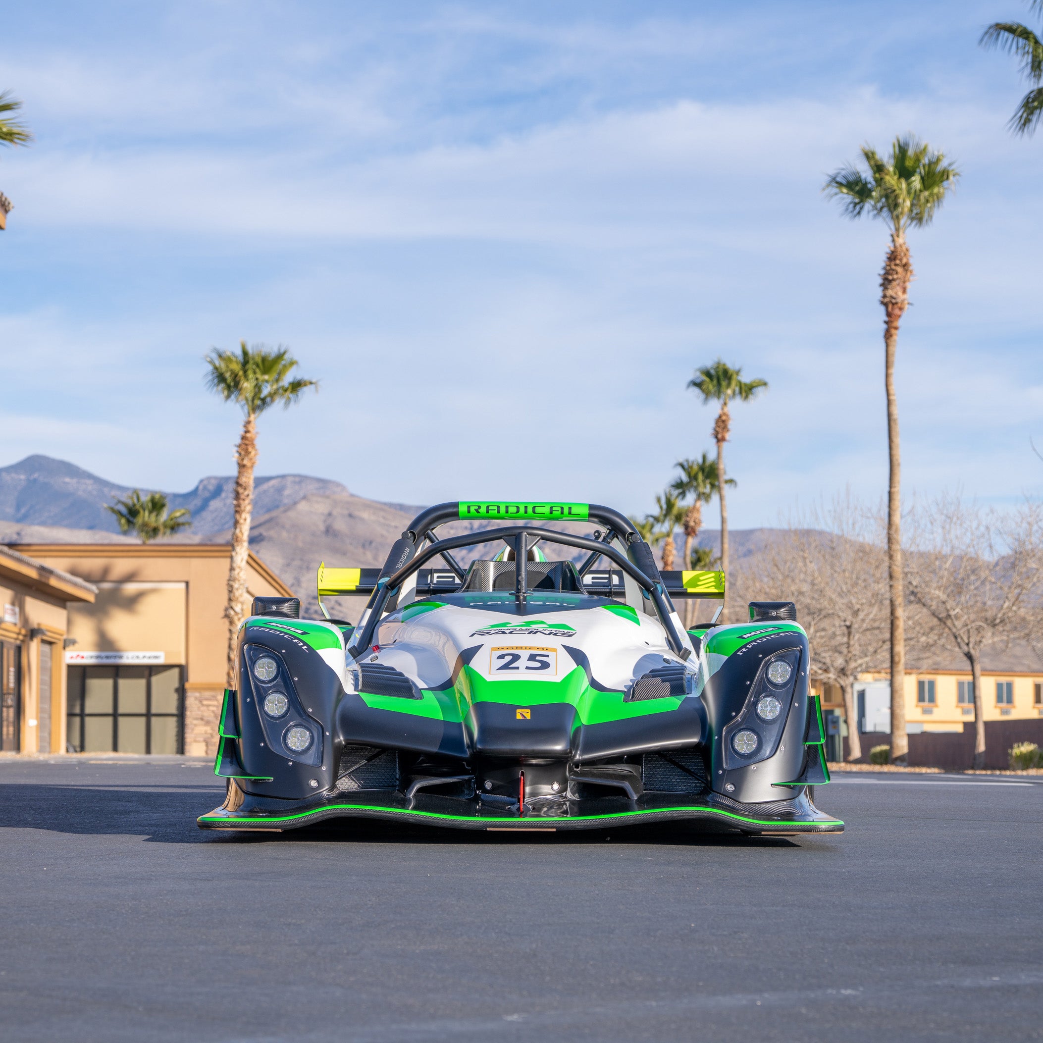 2025 Radical SR10XXR - Center Seat - Carbon Seat