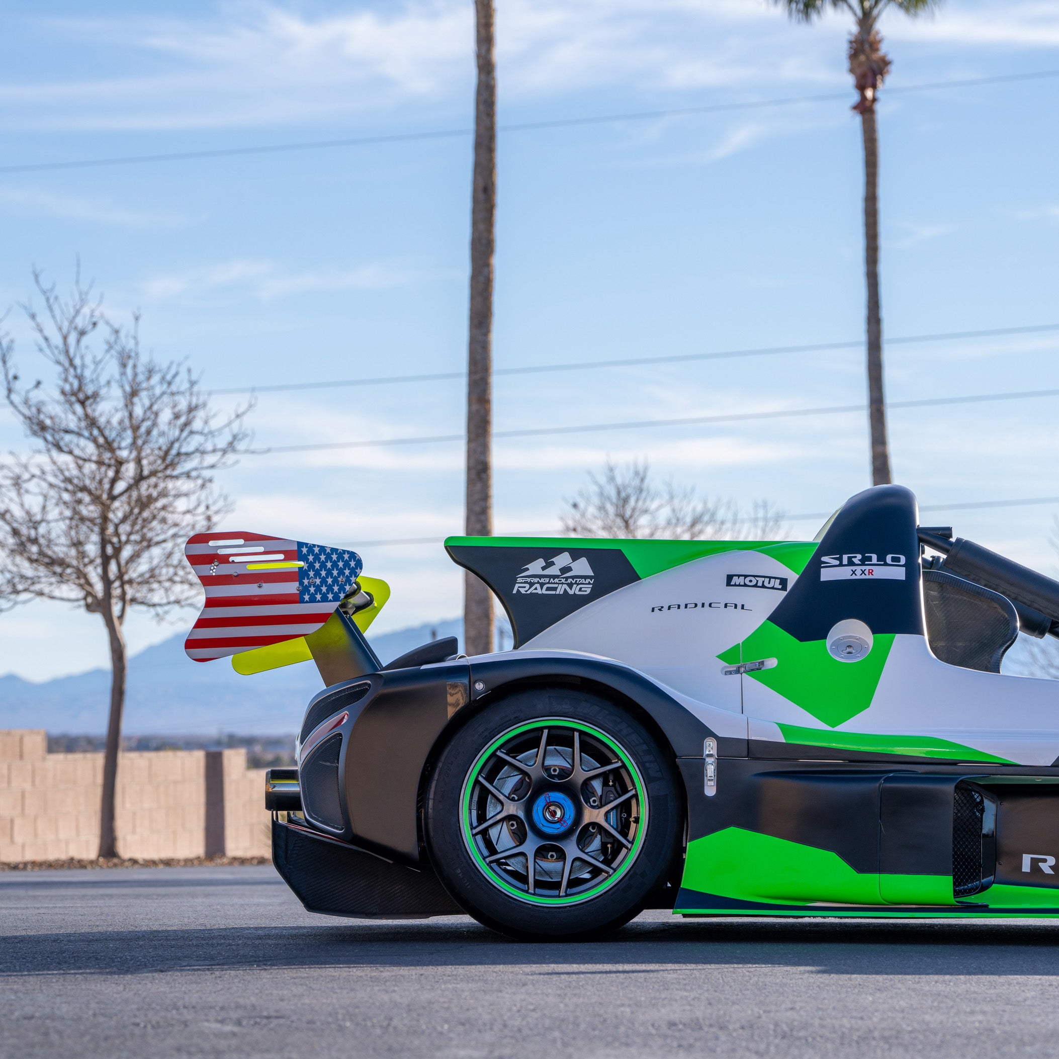 2025 Radical SR10XXR - Center Seat - Carbon Seat