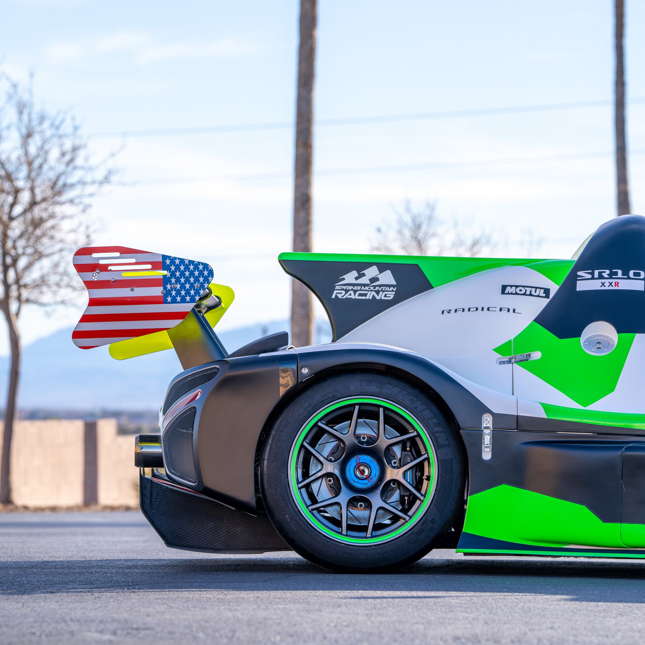 2025 Radical SR10XXR - Center Seat - Carbon Seat