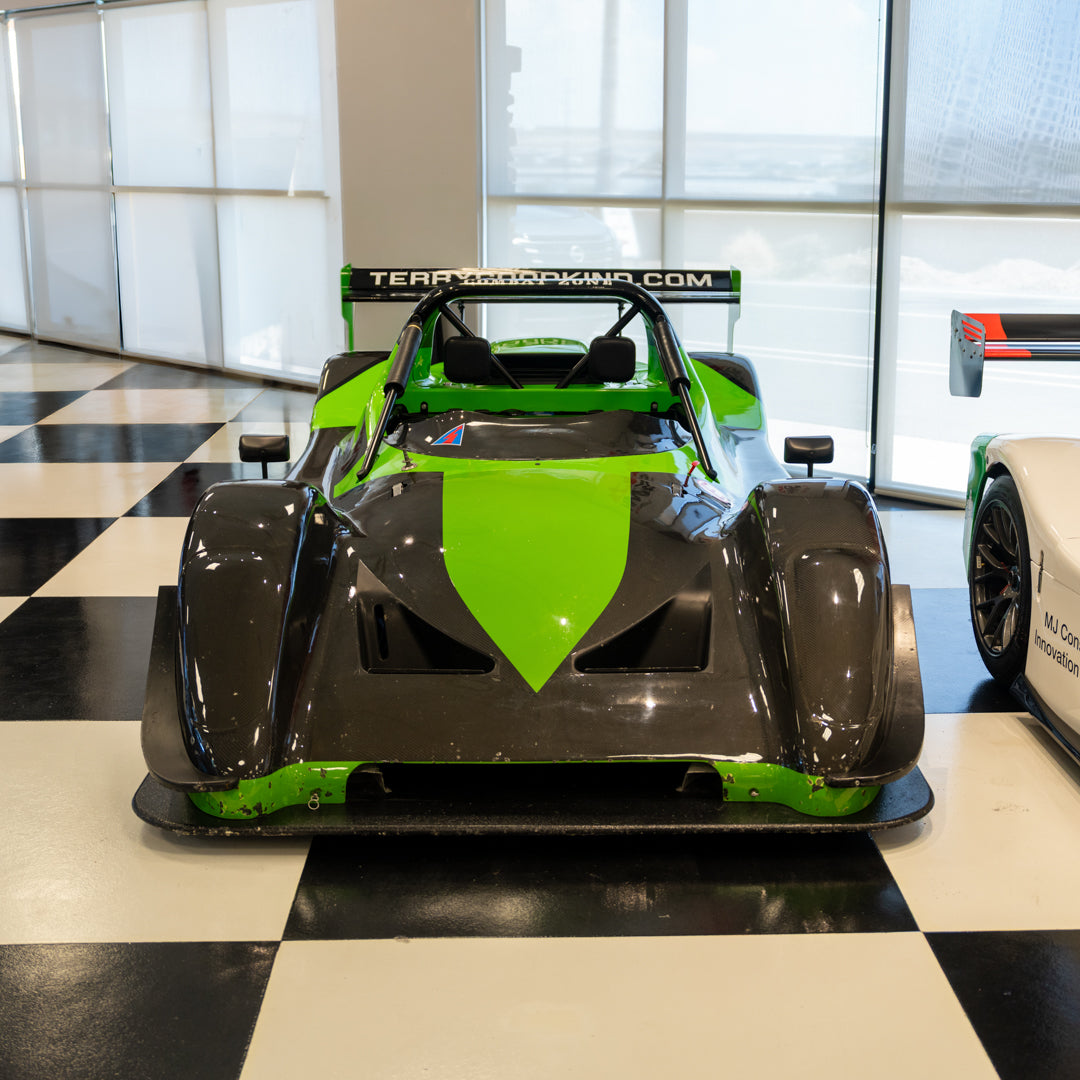 2006 Radical SR8 2.6L V8 Two Seat Rare Carbon Fiber Bodywork