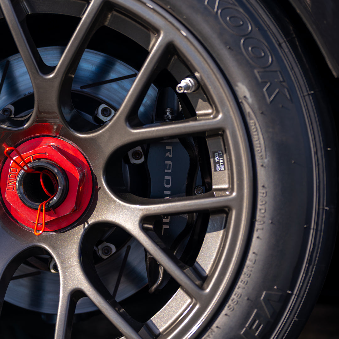 2022 Radical SR3XX 1340cc Center Seat Drive – Low Hours – Halo Included