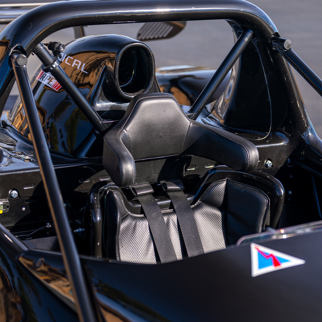 2022 Radical SR3XX 1340cc Center Seat Drive – Low Hours – Halo Included