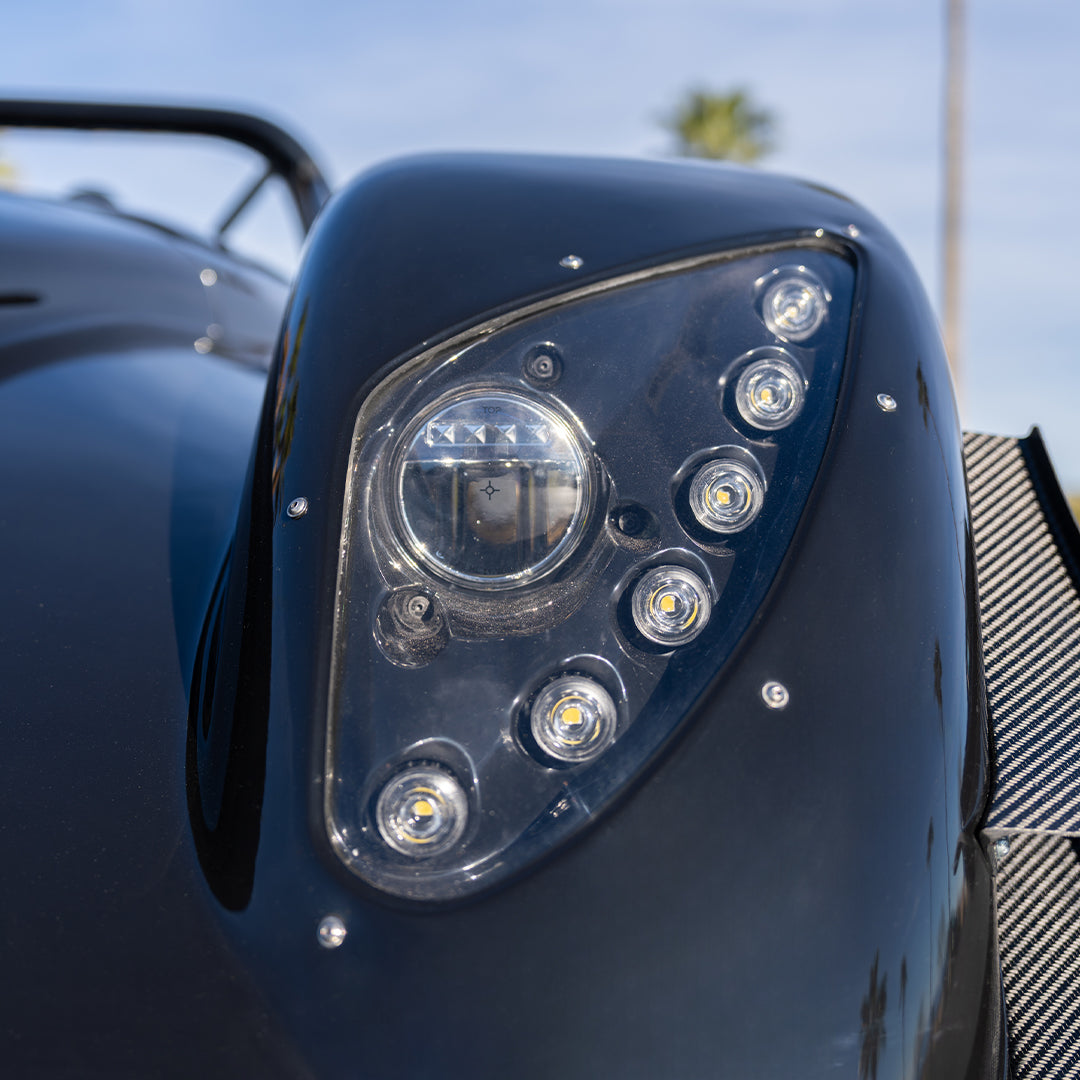 2022 Radical SR3XX 1340cc Center Seat Drive – Low Hours – Halo Included