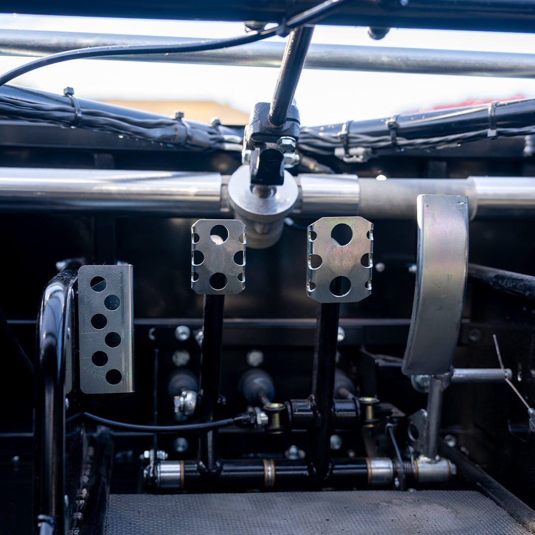 2022 Radical SR3XX 1340cc Center Seat Drive – Low Hours – Halo Included