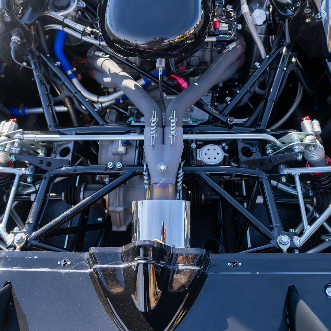 2022 Radical SR3XX 1340cc Center Seat Drive – Low Hours – Halo Included